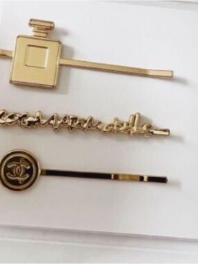 CHANEL Gold Tone Decorative Hair Pin Set